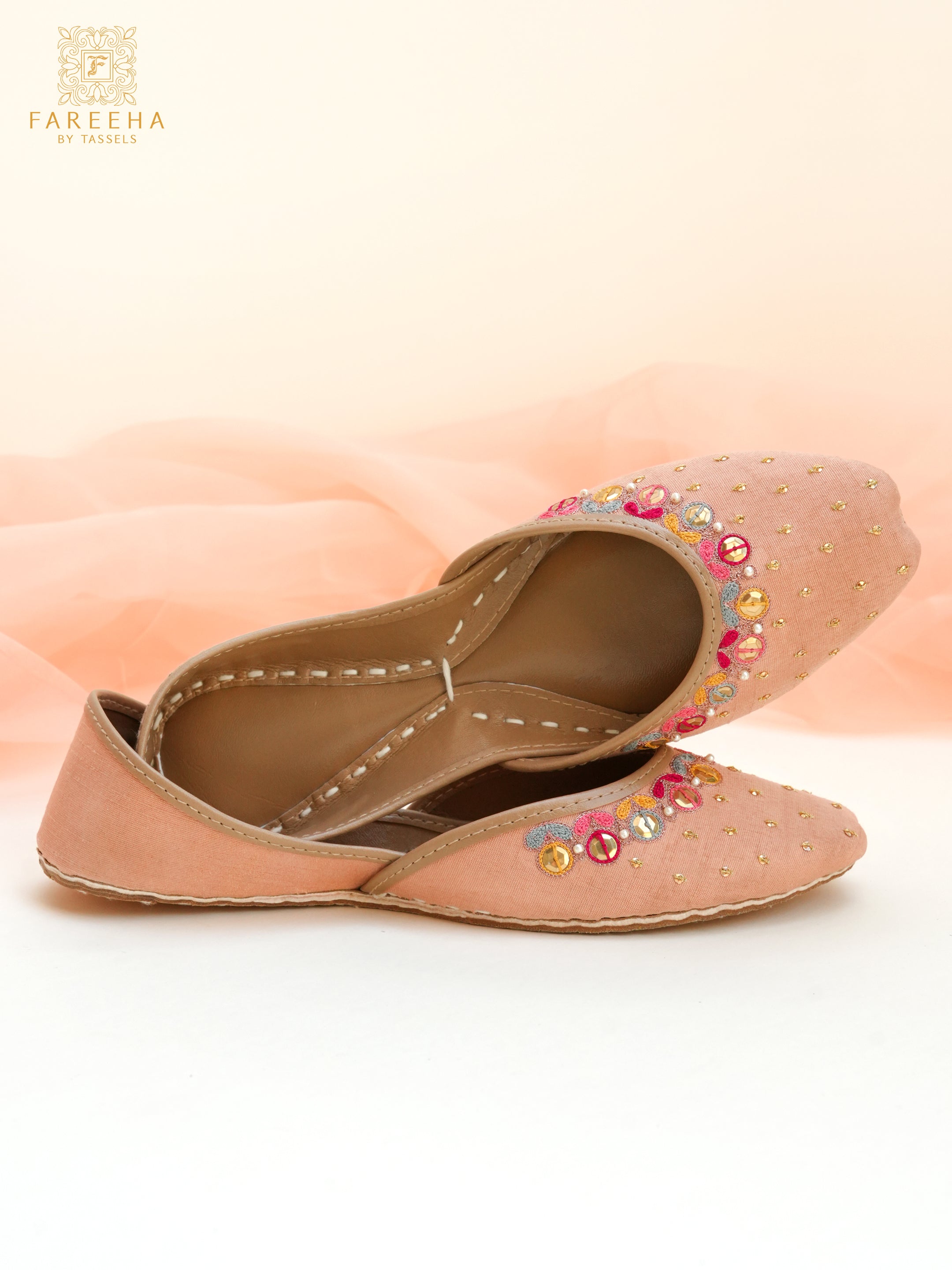 Fareeha by Tassels Women Khussa Fairy Lights
