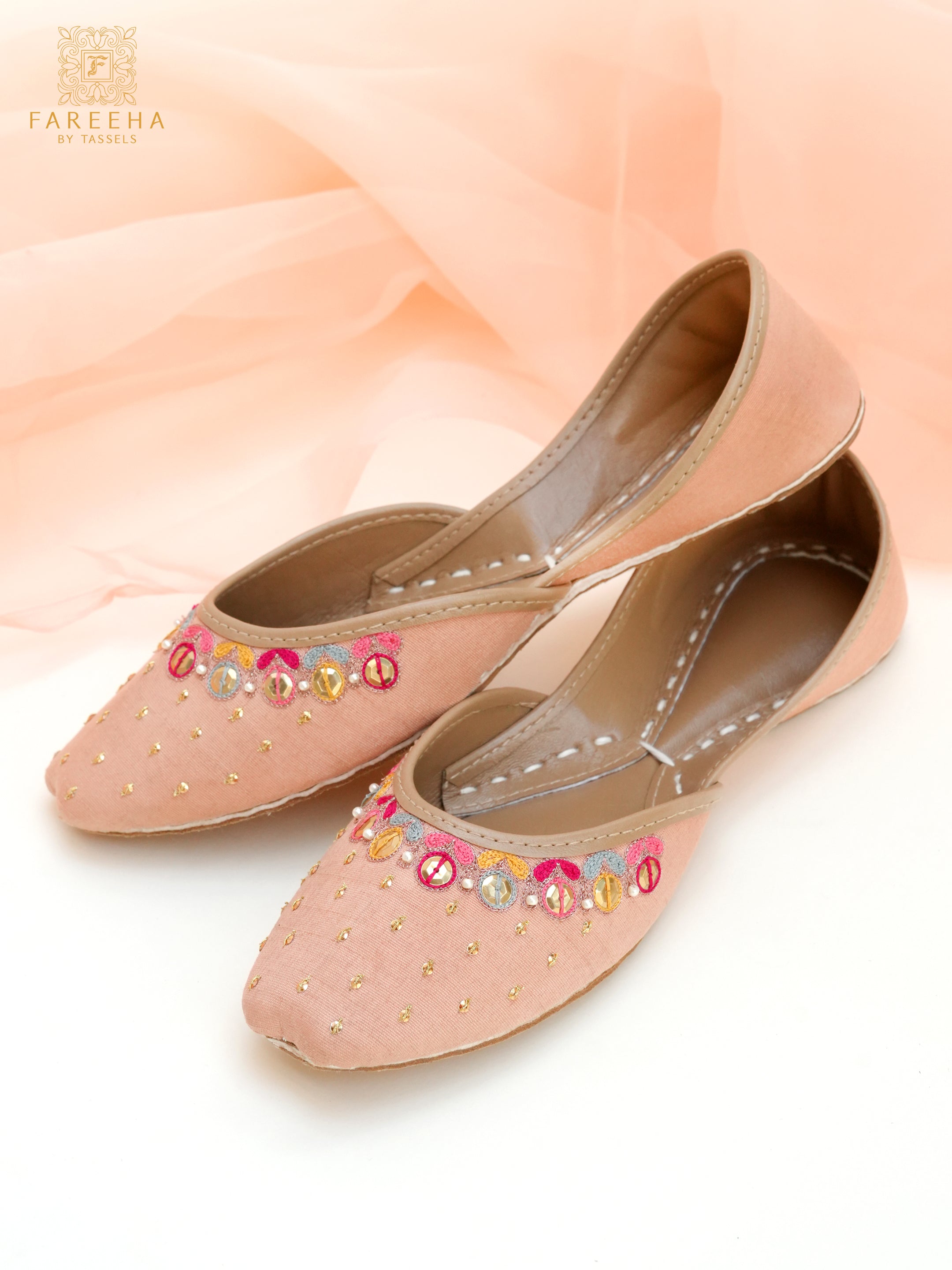 Fareeha by Tassels Women Khussa Fairy Lights