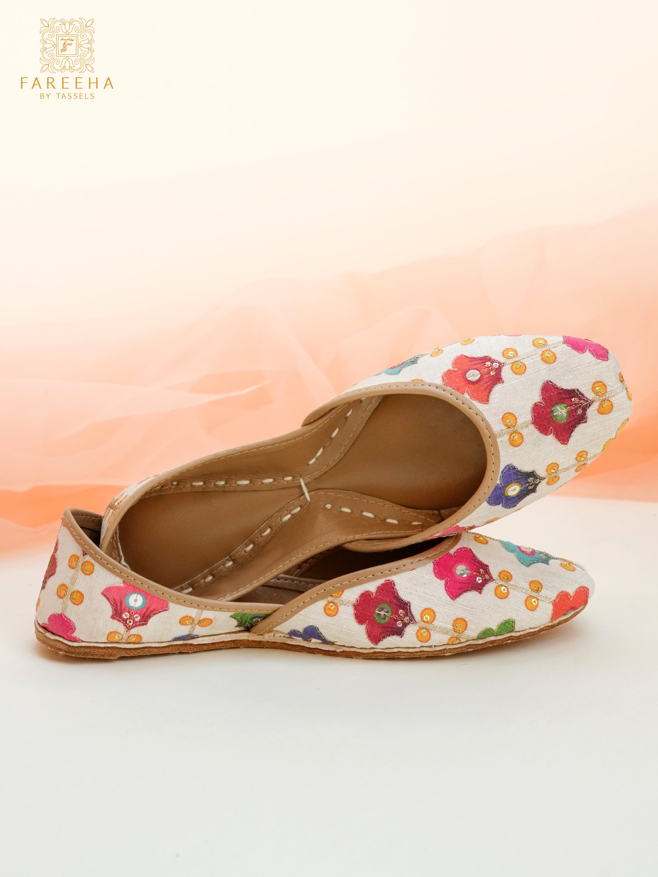 Fareeha by Tassels Women Khussa Tulip